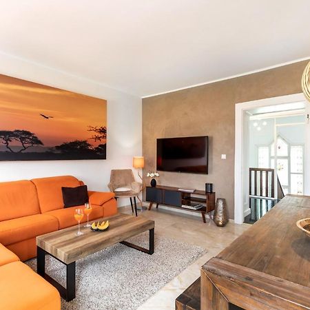 Primera Villa Зинген Екстериор снимка