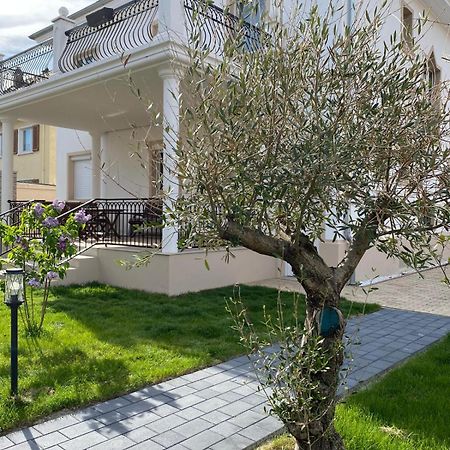 Primera Villa Зинген Екстериор снимка